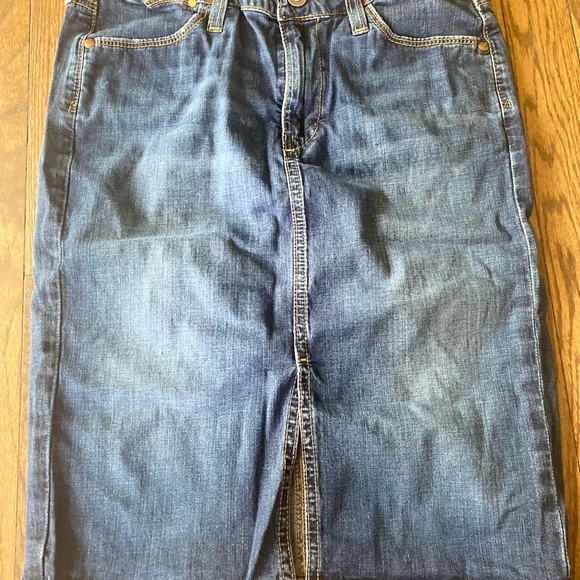 AG “The Precise” Jean Skirt - Picture 6 of 6